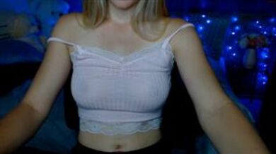 kitty_kitty1 Braless Seethrough Boobs Chaturbate
