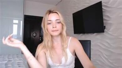 nyvel Chaturbate New Camgirl Video Recording