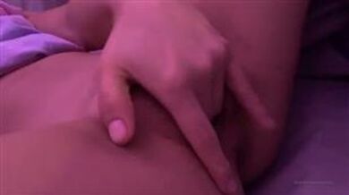 xxxLuluChu Morning Pussy Finger Onlyfans Video