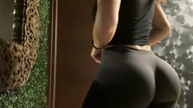 genesislopez Yoga Pants Show Thong Onlyfans
