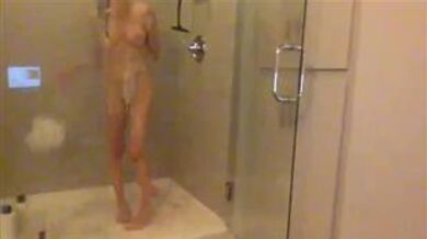 bre3love Chaturbate Shower Show Video