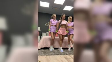 katana_k Behind the Scenes Girls Play Onlyfans