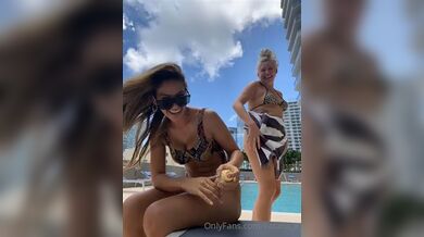 katana_k Pool Day Video ONlyfans