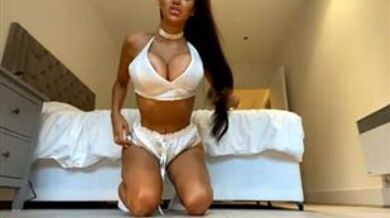 ChloeKhan Bimbo Model Video Onlyfans