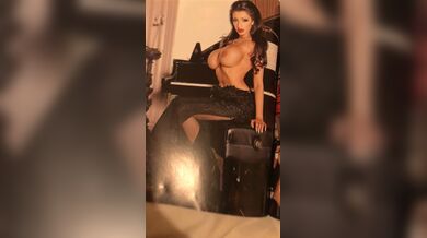 ChloeKhan Magazine Review VIdeo Onlyfans