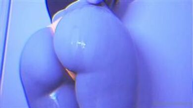 Izzy_xx Bubble Butt Video Onlyfans