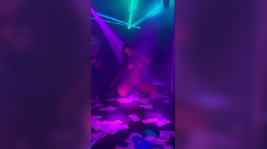 RoseMonroe Onlyfans Pole Dance Video