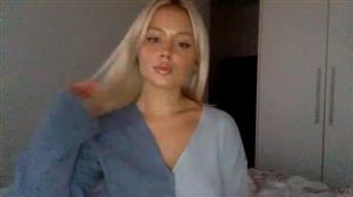 BritAndBlonde Tits Flash mfc