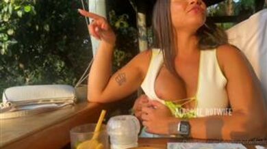 afroditehotwifeofc Cafe Hookup Onlyfans