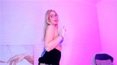 8a8y_nura Teasing Cam Chaturbate