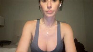 glutegirl1 Boobs Ass Show mfc