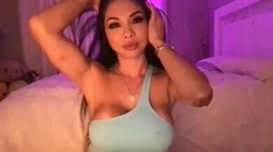 LexiVixi 220420 Camshow mfc