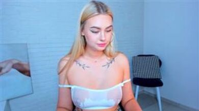 8a8y_nura 220512 Wet Shirt Chaturbate