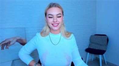 8a8y_nura 220523 Wet Shirt Chaturbate