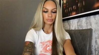 SummerAlexis 220804 Tits Flash mfc