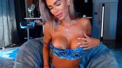 D_y_y Lingerie Boobs Show mfc