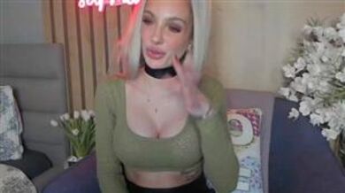 DENNYVERSE Flashes Boobs mfc