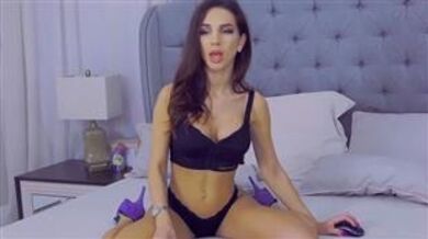 VanessaAllen Strips Naked Hot mfc