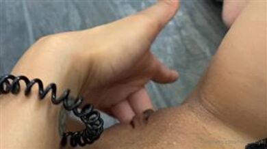 HelloKittyKC Finger Pussy Onlyfans