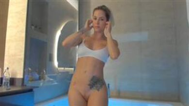 kimtylor_ 230304 Pussy Show mfc