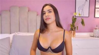 maggy-luna Hot Camgirl Flirt4free