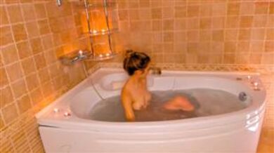 roseholloway Chaturbate Bath Boobs Show