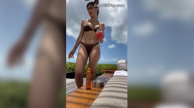 miakhalifa Cocktail Bikini Onlyfans