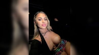 kirstievegas Boobs Pussy Play in Car Stripchat