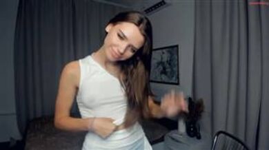 daisyfoulks Chaturbate Braless Video