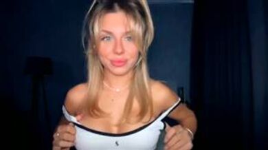 torysins Sexy Camgirl Show Boobs mfc