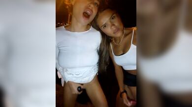 ginnisour Pussy Playing Friends Video Stripchat