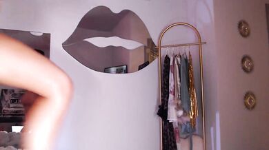 carmen_bella Amazing Babe Finger Pussy mfc