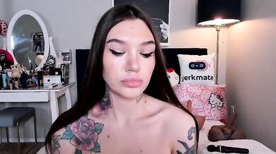 sashanels Tits Flash & Pillow Grinding Streamate