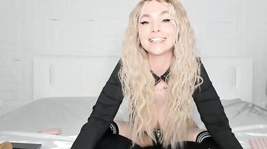 TyraKadney_ Vibrate Pussy & Show Big Boobs Stripchat