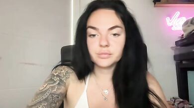 YorkshireLass Stripchat Tits Show Cam