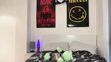 jessicapearsons Wet Shirt Show Chaturbate