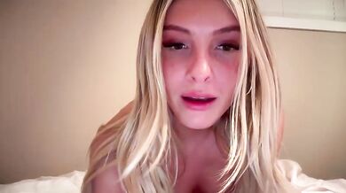 lucyblackwell Topless Teen Dance Chaturbate