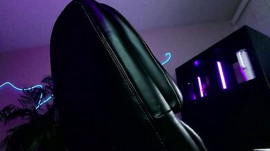 oliviaowens Pounding Pussy Dildo Cum Chaturbate