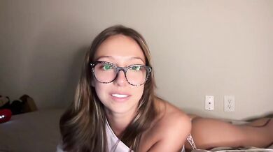 savannaluv Chaturbate Dildo RIde Video