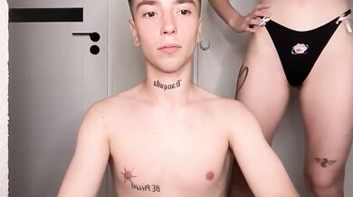 sweetie_kitty888 Rub Pussy & Suck Dick Chaturbate