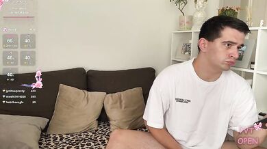 hako_emm Chaturbate Friends Sex Cam