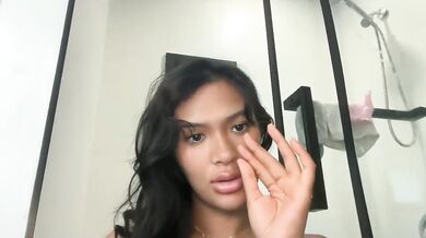 sophieee2 Chaturbate Body Show