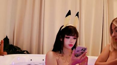 aikonara Chaturbate Dildo Fuck Cumshow with Friend