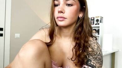 Anna_Six Stripchat Pussy Play