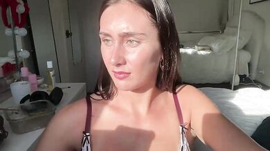 sashabooxx Semi Transparent Bra Chaturbate