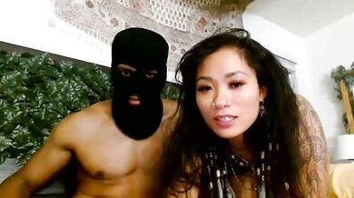 milo_and_macii Chaturbate Naked Cam