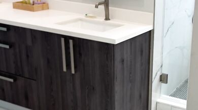 Jadehubx Onlyfans Spying on Stepsister Shower POV Sex