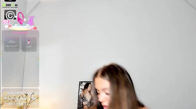 Anyarayne Squirt Cum on her own Face Chaturbate