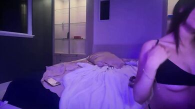 Avaarose3 Chaturbate New Teen Camgirl with Stellapearl