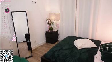 yess_kiki Boobs Show Topless Chaturbate